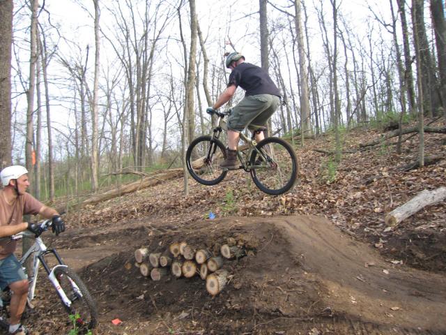 Photo courtesy of the Earth Riders Trails Association, Inc. - click here for their home page